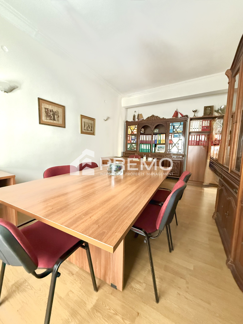 property-img